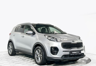 Подержанный автомобиль Kia Sportage 2016 года (3 фото)