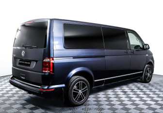 Подержанный автомобиль Volkswagen Multivan 2018 года (5 фото)