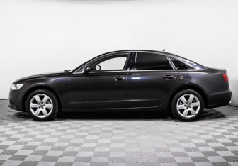 Подержанный автомобиль Audi A6 Sedan 2014 года (8 фото)