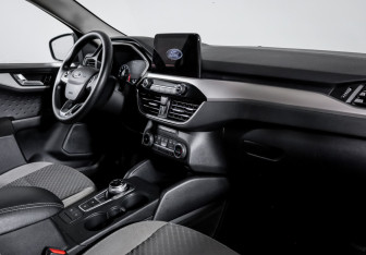 Подержанный автомобиль Ford Escape 2020 года (9 фото)