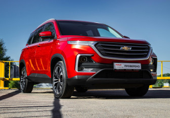 Подержанный автомобиль Chevrolet Captiva 2022 года (3 фото)