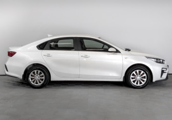 Подержанный автомобиль Kia Cerato Sedan 2020 года (4 фото)