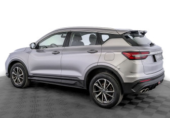 Подержанный автомобиль Geely Coolray 2023 года (7 фото)