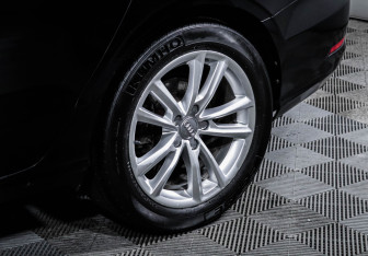 Подержанный автомобиль Audi A3 Sedan 2015 года (9 фото)