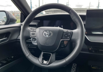 Новый Toyota Camry Sedan 2026 (14 фото)