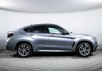 Подержанный автомобиль BMW X6 2016 года (4 фото)