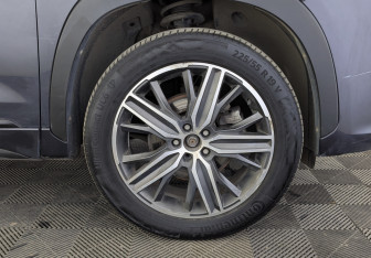 Подержанный автомобиль Exeed LX 2022 года (11 фото)