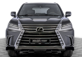 Подержанный автомобиль Lexus LX 2020 года (2 фото)