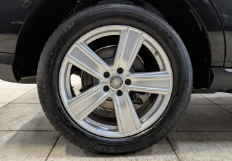 Подержанный автомобиль Mercedes-Benz GLE 2018 года (12 фото)