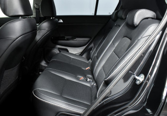 Подержанный автомобиль Kia Sportage 2021 года (13 фото)