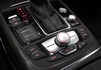 Подержанный автомобиль Audi A6 Sedan 2018 года (18 фото)