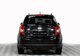 Подержанный автомобиль SsangYong Actyon 2015 года (6 фото)