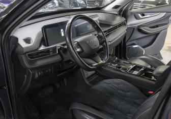 Подержанный автомобиль Exeed LX 2022 года (15 фото)