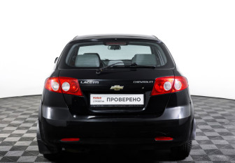 Подержанный автомобиль Chevrolet Lacetti Sedan 2010 года (6 фото)