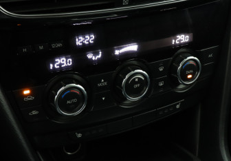 Подержанный автомобиль Mazda 6 Sedan 2014 года (13 фото)