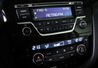 Подержанный автомобиль Nissan Qashqai 2017 года (15 фото)