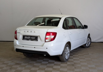 Подержанный автомобиль LADA (ВАЗ) Granta Sedan 2023 года (5 фото)