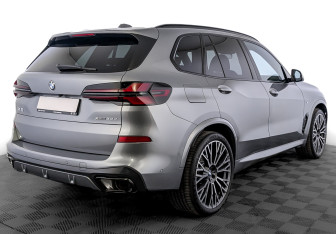 Новый BMW X5 2025 (2 фото)