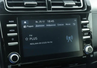 Подержанный автомобиль Hyundai Creta 2022 года (8 фото)