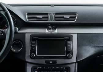 Подержанный автомобиль Volkswagen Passat Sedan 2011 года (10 фото)