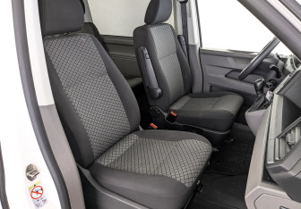 Подержанный автомобиль Volkswagen Caravelle 2021 года (23 фото)