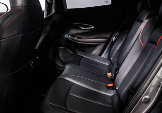 Подержанный автомобиль Changan UNI-T 2023 года (12 фото)