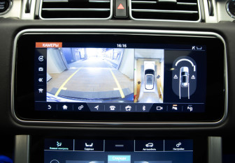 Подержанный автомобиль Land Rover Range Rover 2021 года (22 фото)