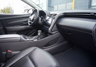 Подержанный автомобиль Hyundai Tucson 2023 года (11 фото)