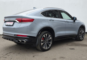 Подержанный автомобиль Geely Tugella 2024 года (5 фото)