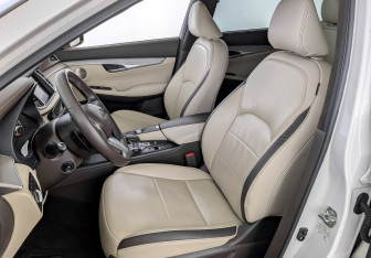 Подержанный автомобиль Infiniti QX50 2021 года (20 фото)