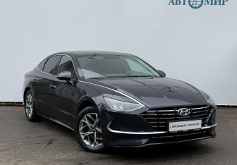 Подержанный автомобиль Hyundai Sonata 2020 года (3 фото)