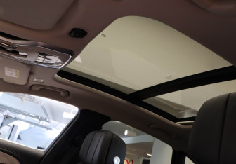 Подержанный автомобиль Hongqi H9 2023 года (24 фото)