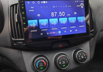 Подержанный автомобиль Hyundai Elantra Sedan 2008 года (14 фото)