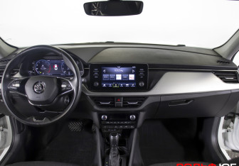 Подержанный автомобиль Skoda Rapid Liftback 2021 года (12 фото)