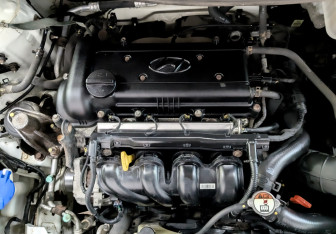 Подержанный автомобиль Hyundai Solaris Sedan 2013 года (9 фото)