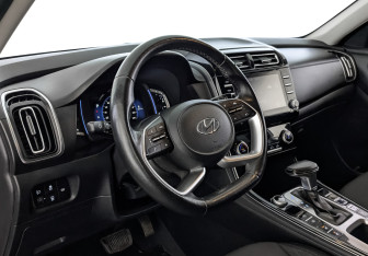 Подержанный автомобиль Hyundai Creta 2021 года (15 фото)