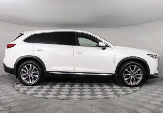Подержанный автомобиль Mazda CX-9 2021 года (4 фото)