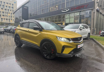 Подержанный автомобиль Geely Coolray 2022 года (3 фото)