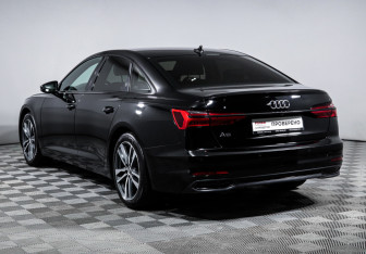 Подержанный автомобиль Audi A6 Sedan 2020 года (7 фото)
