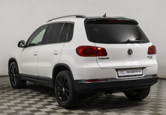 Подержанный автомобиль Volkswagen Tiguan 2011 года (7 фото)