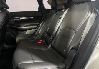 Подержанный автомобиль Infiniti QX50 2018 года (10 фото)