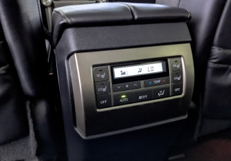 Подержанный автомобиль Lexus GX 2012 года (30 фото)