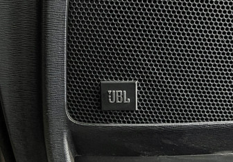 Подержанный автомобиль Toyota Venza 2013 года (16 фото)