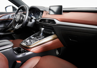Подержанный автомобиль Mazda CX-9 2019 года (9 фото)