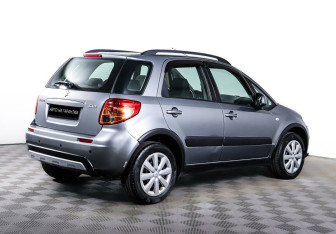 Подержанный автомобиль Suzuki SX4 Hatchback 2012 года (5 фото)