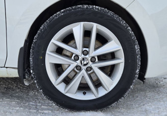 Подержанный автомобиль Skoda Rapid Liftback 2018 года (12 фото)