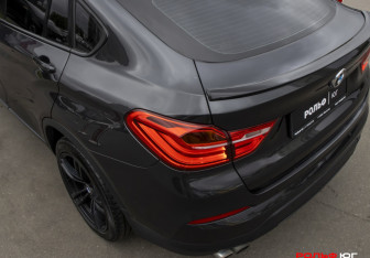 Подержанный автомобиль BMW X4 2017 года (33 фото)