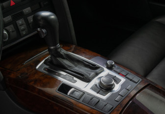 Подержанный автомобиль Audi A6 Sedan 2010 года (13 фото)