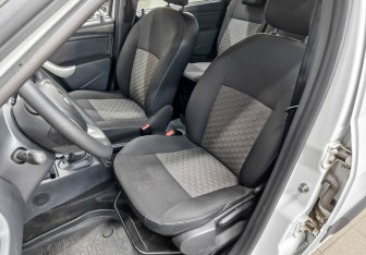 Подержанный автомобиль LADA (ВАЗ) Largus Wagon 2021 года (21 фото)