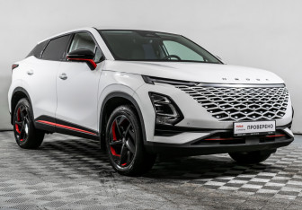 Подержанный автомобиль Omoda C5 2023 года (3 фото)